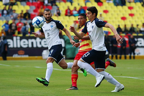 Rayados de Monterrey le pegó a Monarcas en el Estadio Morelos