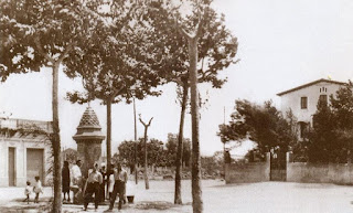 Plaza Española y su fuente (Circa 1930)