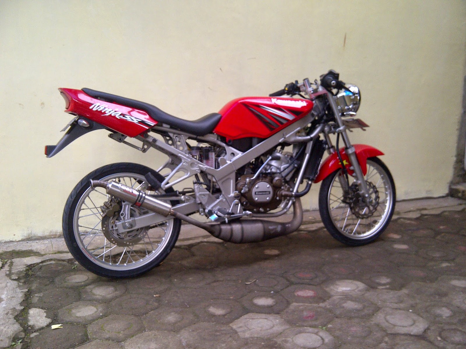 modifikasi ninja ss merah terkeren