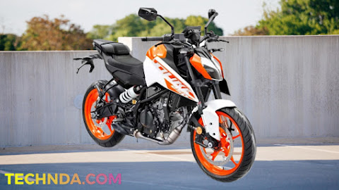 KTM 250 Duke: The new Duke arrived in the country by storm, booking at just Rs 4,499