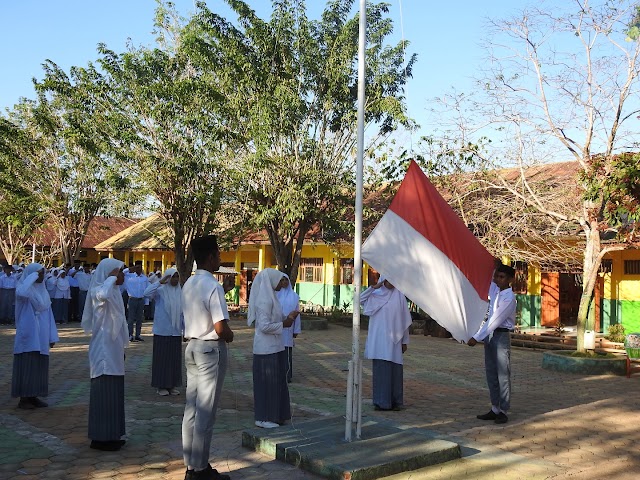 Three In One, Upacara Bendera dipadukan dengan Pelantikan OSIM dan Penyerahan Sertifikat KSM