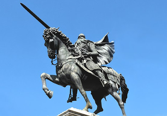 Imagen: Estatua de Rodrigo Díaz de Vivar "El Cid Campeador". Burgos (Burgos, Castilla y León, España)