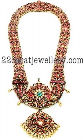 Priyamani in Nakshi Haram and Vaddanam - Jewellery Designs