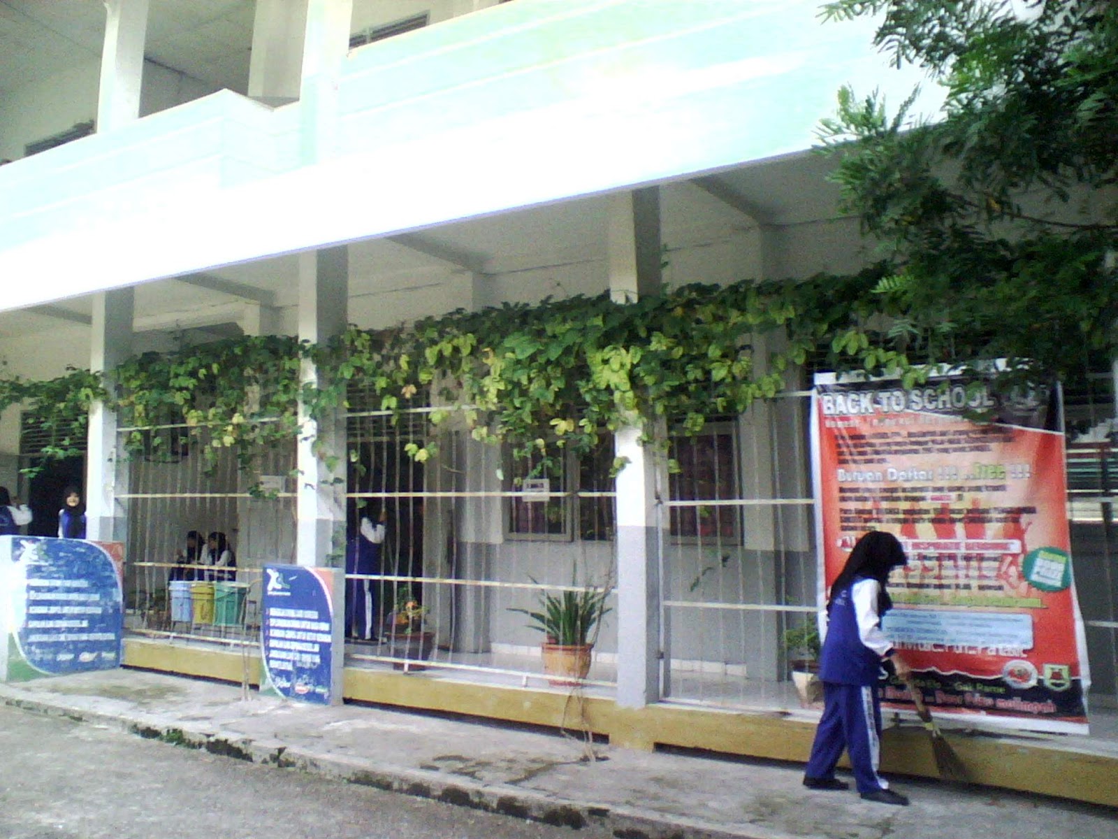  Kanopi Markisa Indah Sejukkan Sekolah For Us
