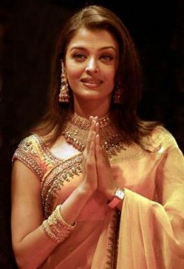 Aishwarya Rai Latest Hairstyles, Long Hairstyle 2011, Hairstyle 2011, New Long Hairstyle 2011, Celebrity Long Hairstyles 2081