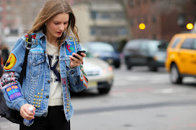 classic denim jacket with patches, 90's style, grunge, denim jackeet, patches, diy, fashion diy