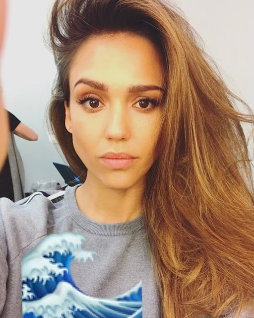 Jessica-Alba-Without-Makeup-New-Photo-on-Instagram