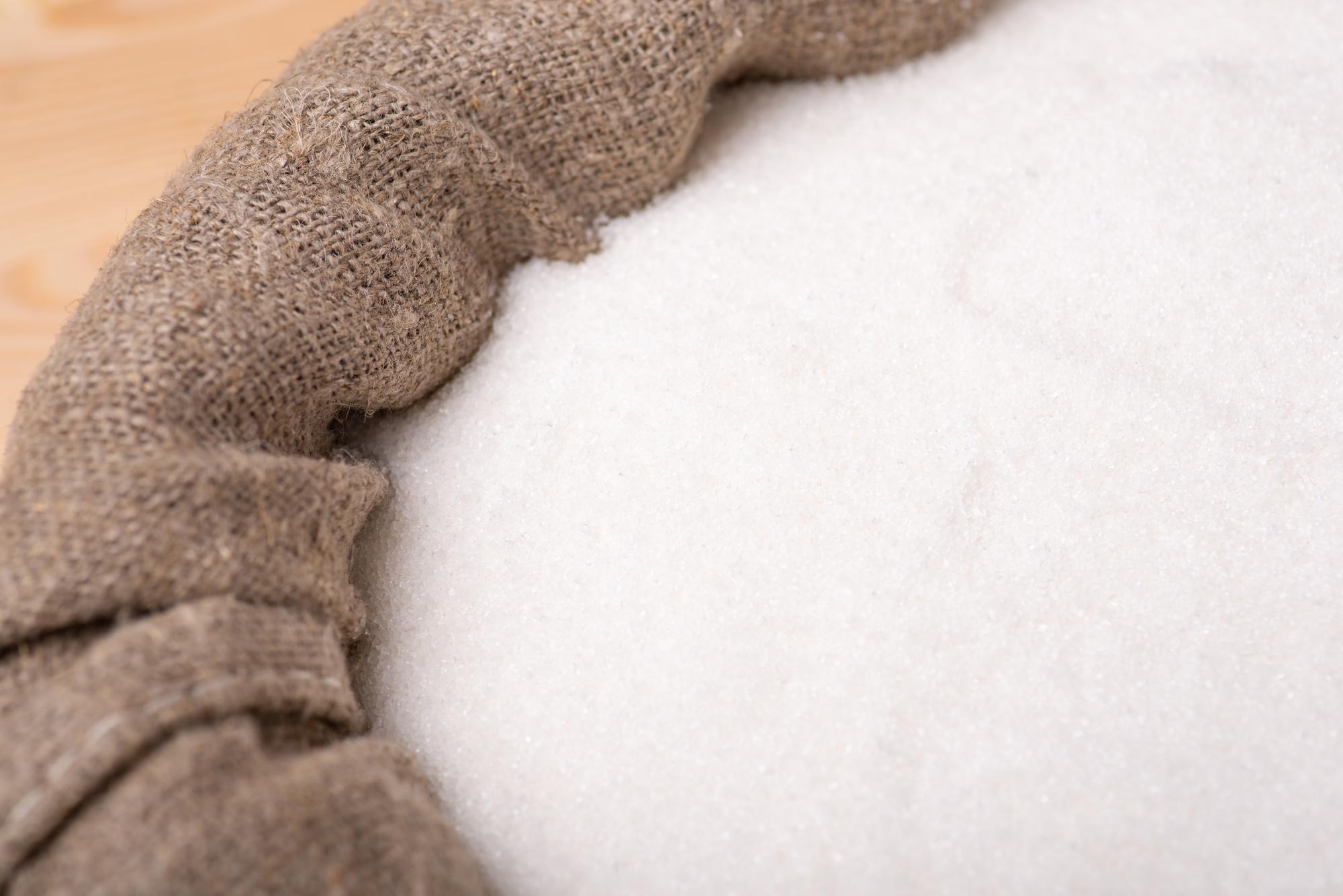 مصر تستهدف إنتاج 3 ملايين طن من السكر في الموسم الحالي