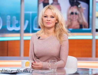 Pamela Anderson is helping Justin Trudeau become a vegetarian