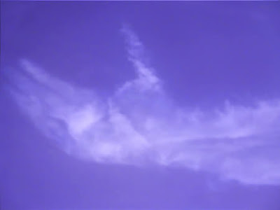 Inilah Awan2 Yang Menyerupai Benda Unik.. [ www.BlogApaAja.com ]
