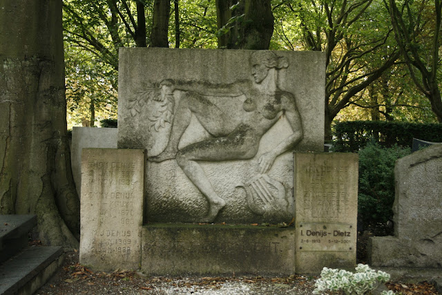 Grafmonument Nieuw Eykenduynen. Foto: Robert van der Kroft