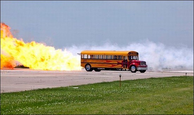 Jet-Powered School Bus Go Up To 367 MPH