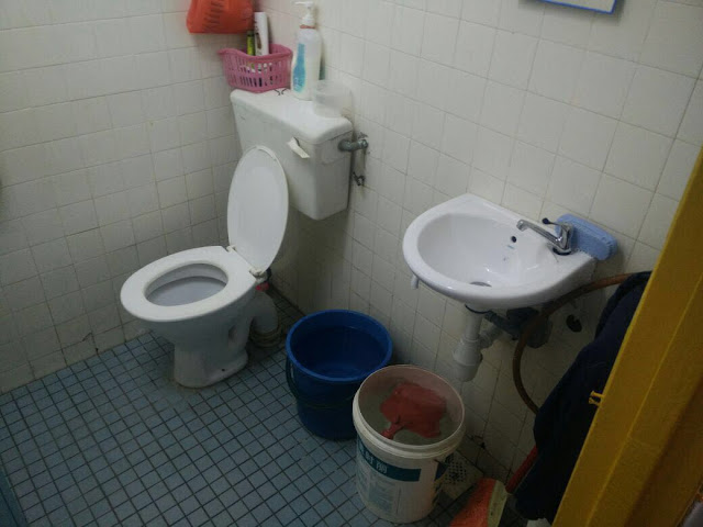 Miharja Apartment Maluri Toilet 1 Interested Whatsapp 011 3290 7240
