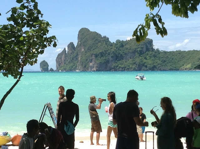 Loh Dalum Beach Phi Phi