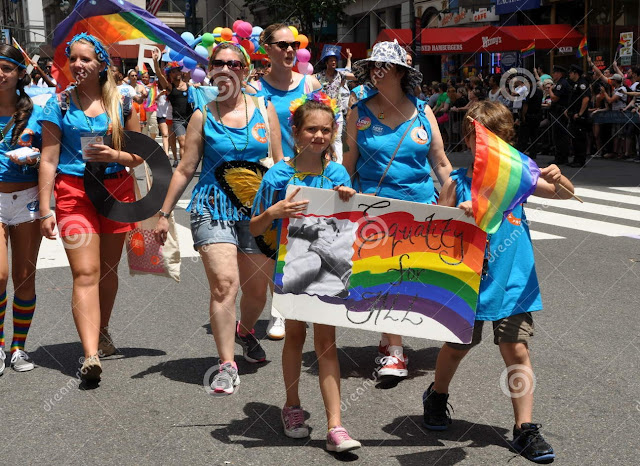 nyc-2012-gay-pride-parade-25437770