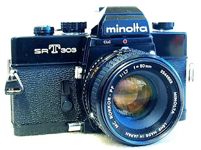 Minolta SRT-303, Front left