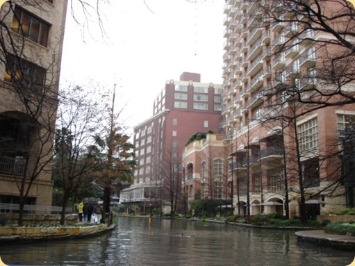 Riverwalk 046
