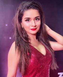 Avneet Kaur Images