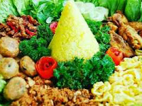 Resep Nasi Tumpeng Mini Nasi Kuning Praktis dan Lezat