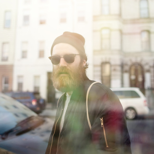 Chet Faker se inspira em tempestade de neve americana na faixa ‘In-Between’