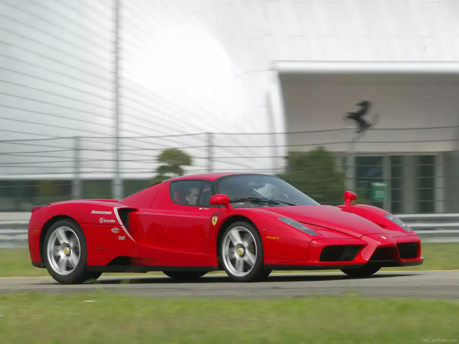 Hình ảnh siêu xe Ferrari Enzo 2002 & nội ngoại thất