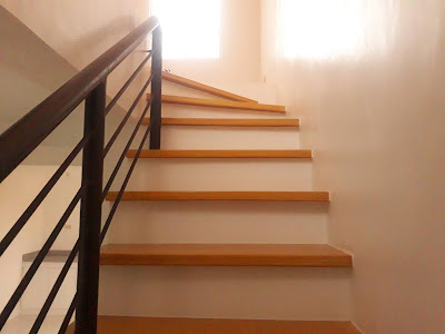 the bellecourt model house stairs