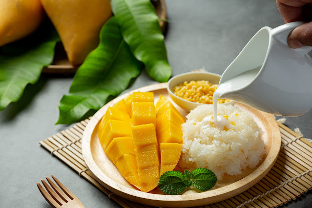 mango sticky rice, mango sticky rice recipe, sticky rice, thai desserts, street foods,  sweets, foods recipes, glutinous rice, gluten free