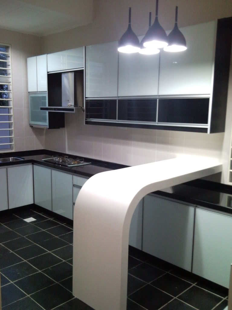 Kabinet Dapur  Warna Hitam  Putih Desainrumahid com