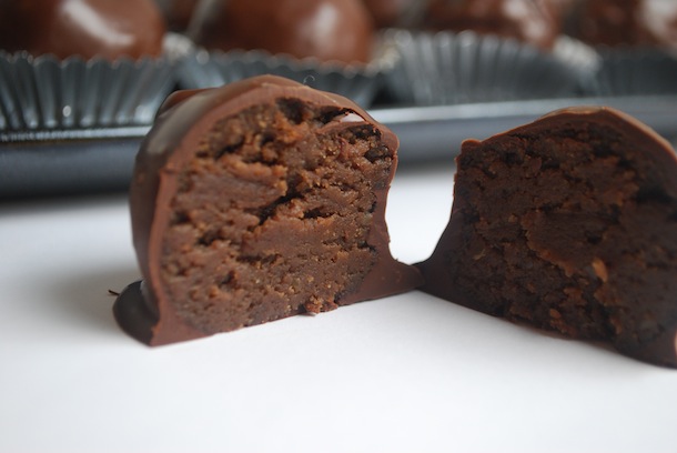 ... to the creation of these absolutely AMAZING Boozy Rum Cake Truffles