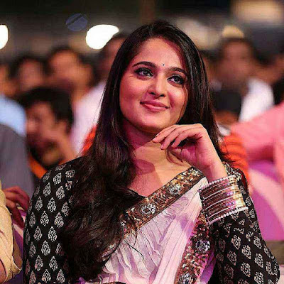 62+ anushka shetty images and wallpaper download