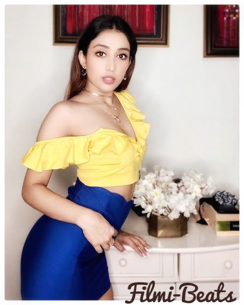 Priyamvada Kant wallpapers and Biography