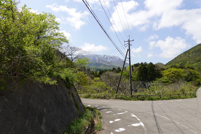 鳥取県西伯郡大山町豊房 香取 大山環状道路からの大山の眺望