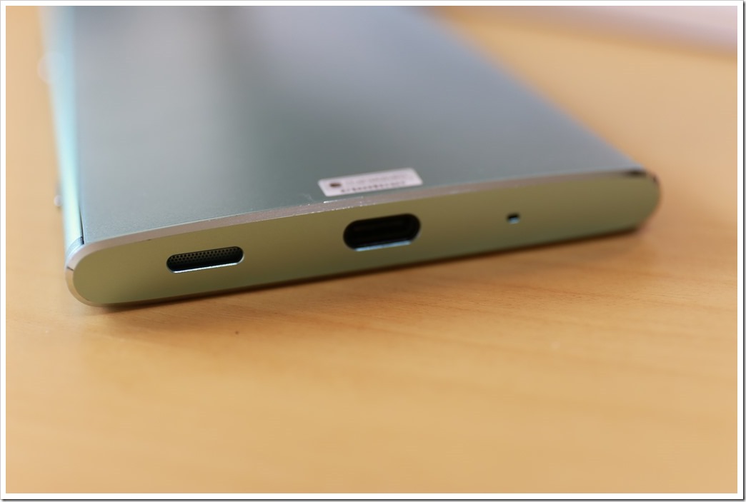 SONY XPERIA XA2 Plus