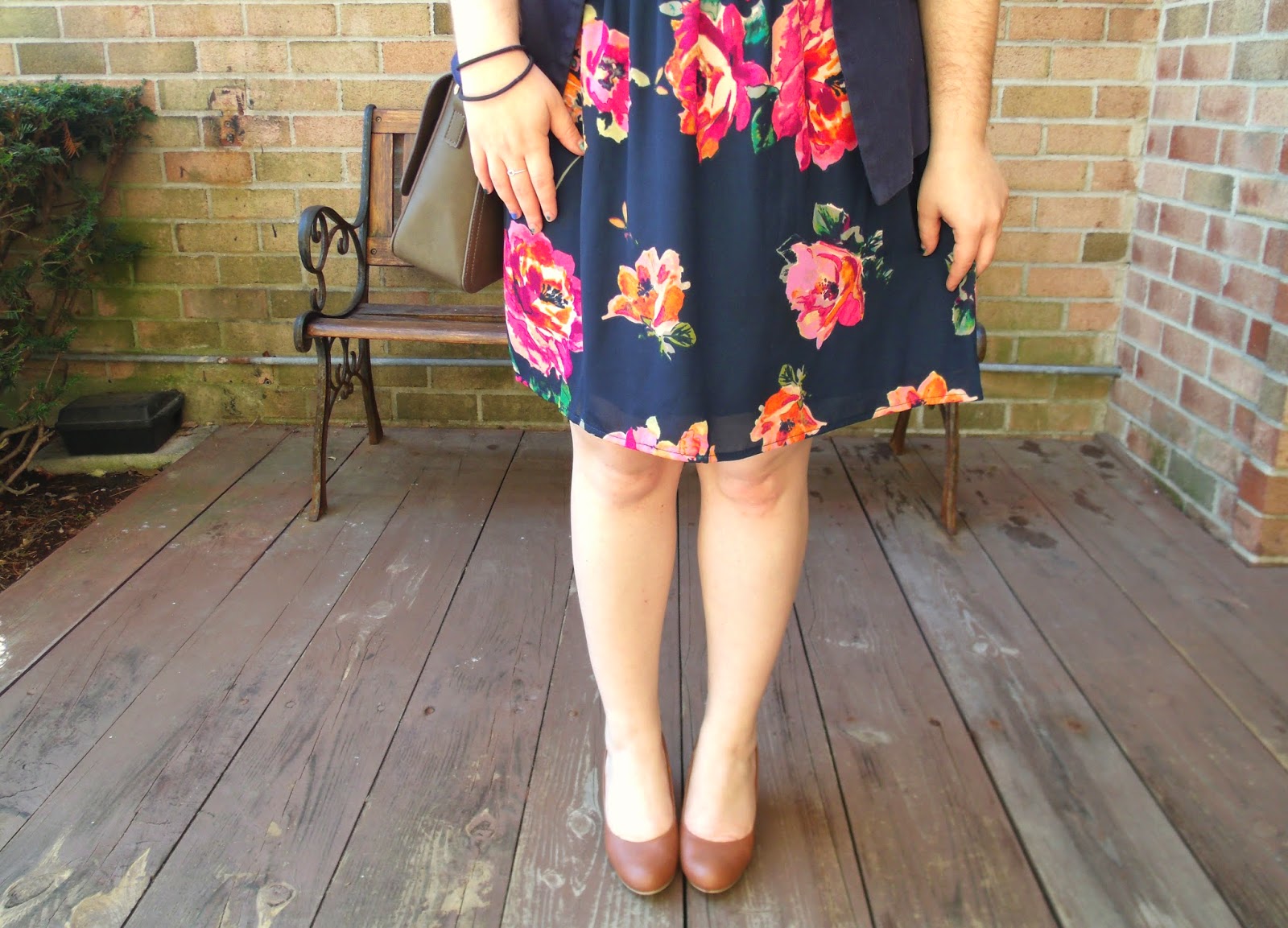 ... 21 { cute option } | Skirt: Francesca's { similar } | Heels: Payless