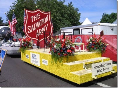 IMG_1025 Honoring Those Who Serve Grand Floral Parade Float in Portland, Oregon on June 8, 2008