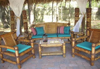 satu set kursi sofa minimalis dari bambu