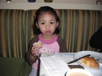 A'isyah at breakfast