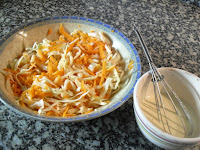 Preparando la vinagreta de coleslaw