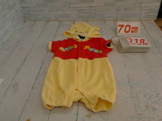 中古品　ベビー服　７０ｃｍ　POOH　半袖カバーオール　１１０円