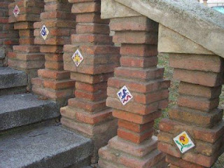 The brick and ceramic tile staircase leading up to Teruel.