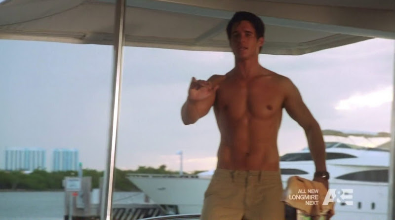 Nick Ballard Shirtless in The Glades s3e06