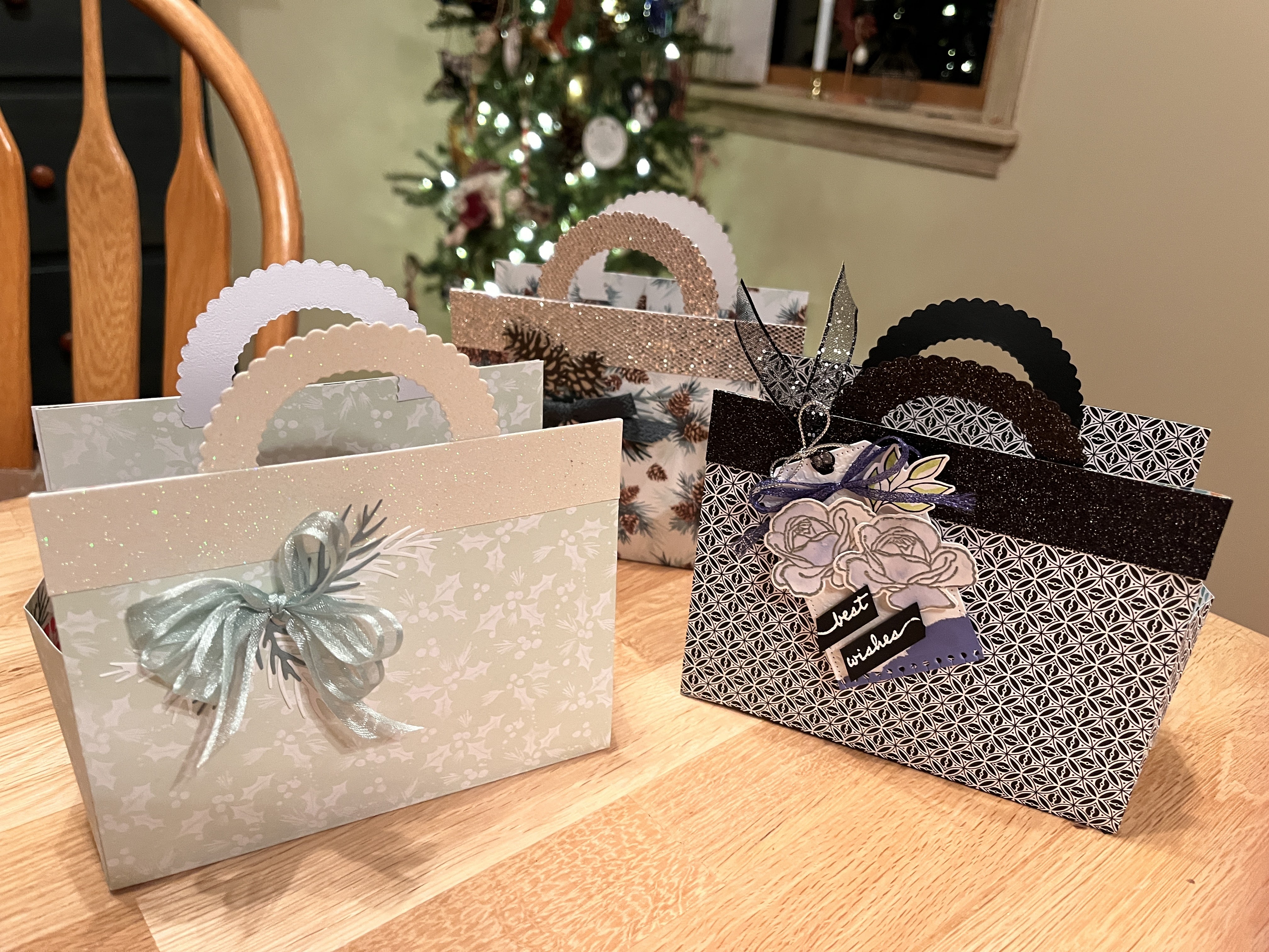 Top 5 Purse Friendly Christmas Gifts That Aren't Wine - Mother Distracted