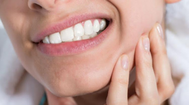 Je li istina da je škrgut zubima znak crva?