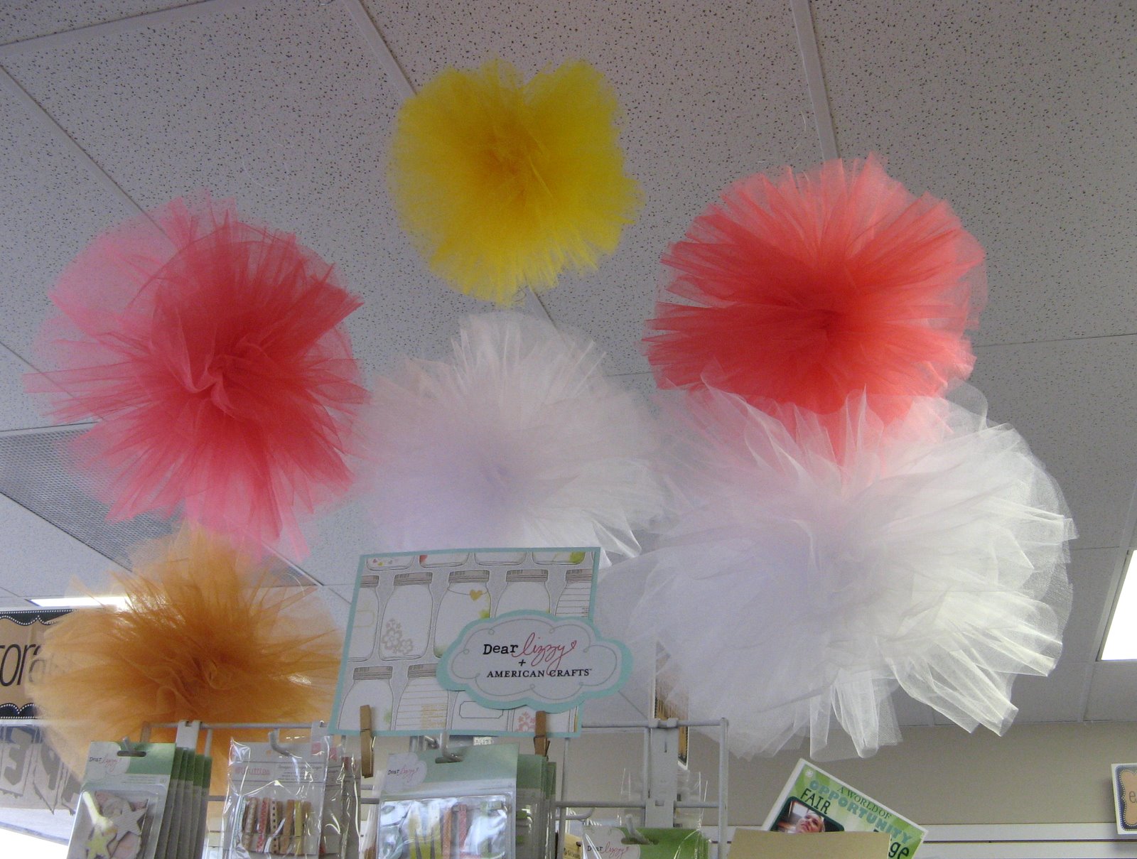 Memory Bound BLOG Party  Decor Maggie s Tulle  Balls
