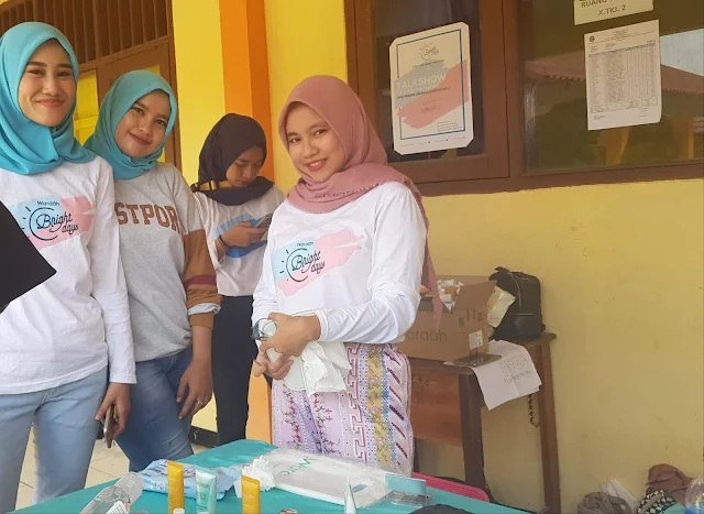 Wardah Gelar Bright Days di SMK Negeri 1 Bongas Edukasi Seputar Kecantikan dan Mode