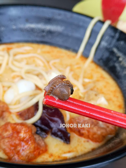 Foon Zhong (Foon Yew) Stulang Walk Curry Laksa, Johor Bahru 寬中辣沙