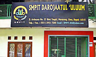 YAYASAN DAROJAATUL ULUUM sebagai pengelola SDIT  Nih Lowongan Kerja Guru dan Tata Usaha Operator Komputer Yayasan Darojaatul Uluum