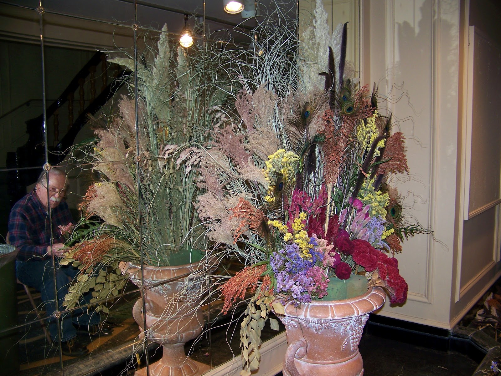 Discovering Kingwood Center Charles Applegate Dried Flower Arranging