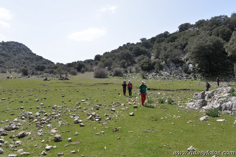 Grazalema - Simancón - Reloj - Caillo - Villaluenga