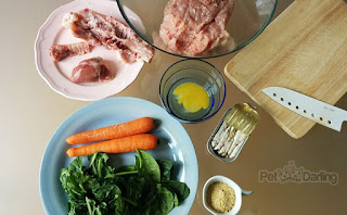 La comida casera para perros se ha convertido recientemente en una opción popular entre muchos dueños de perros